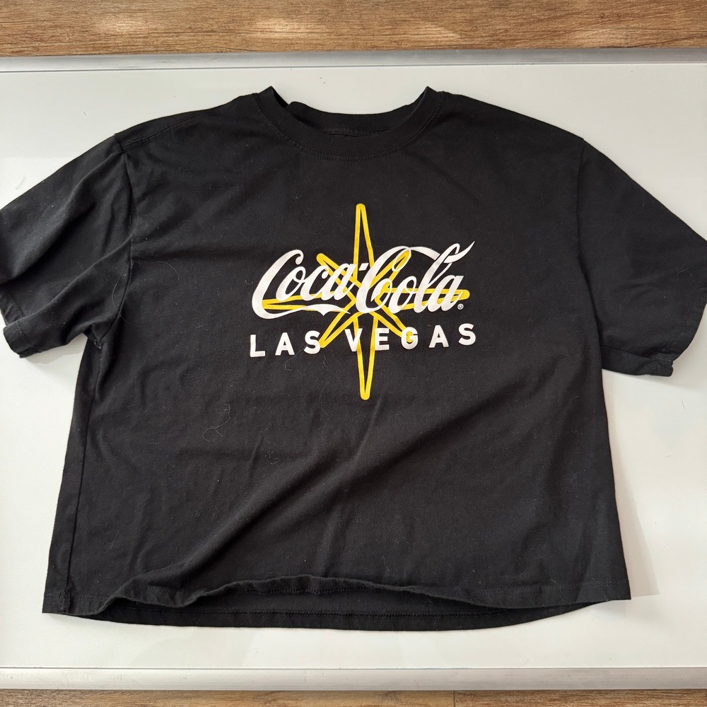 Coca Cola Las Vegas Graphic T Shirt Black Cropped Short Sleeve Size L